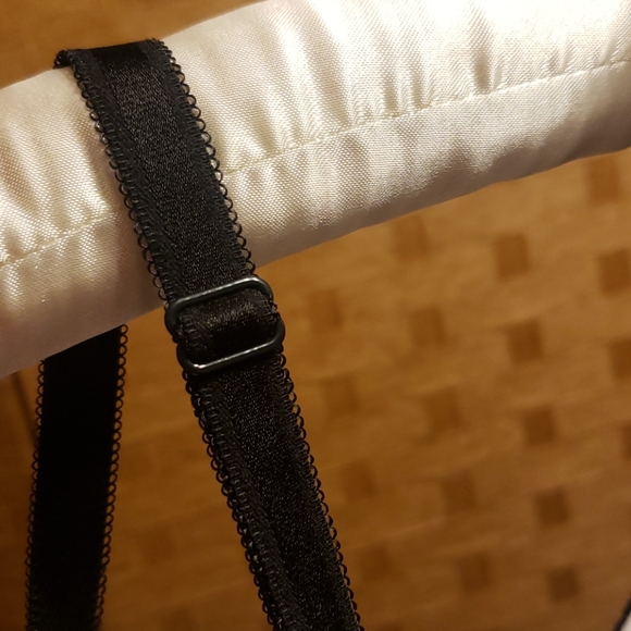 💞 Victoria's Secret Black Lace Bustier/Corset 36D NWOT - Picture 9 of 14